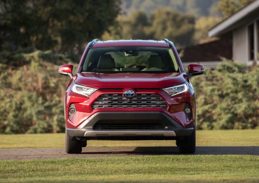  Toyota RAV4 Limited Hybrid 2018 года  (NA) (фото 38 из 40)